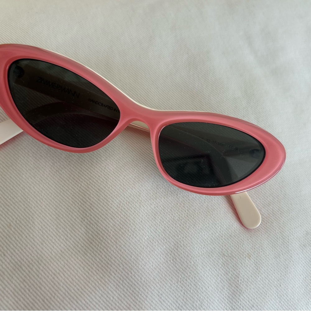 Stylish Pink Oval Sunglasses